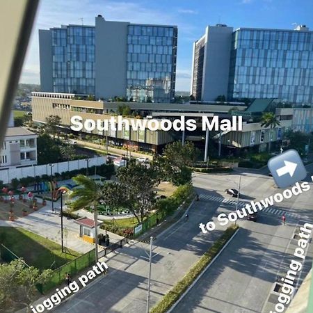 Neat Unit In Holland Park Southwoods Apart otel Binan Dış mekan fotoğraf